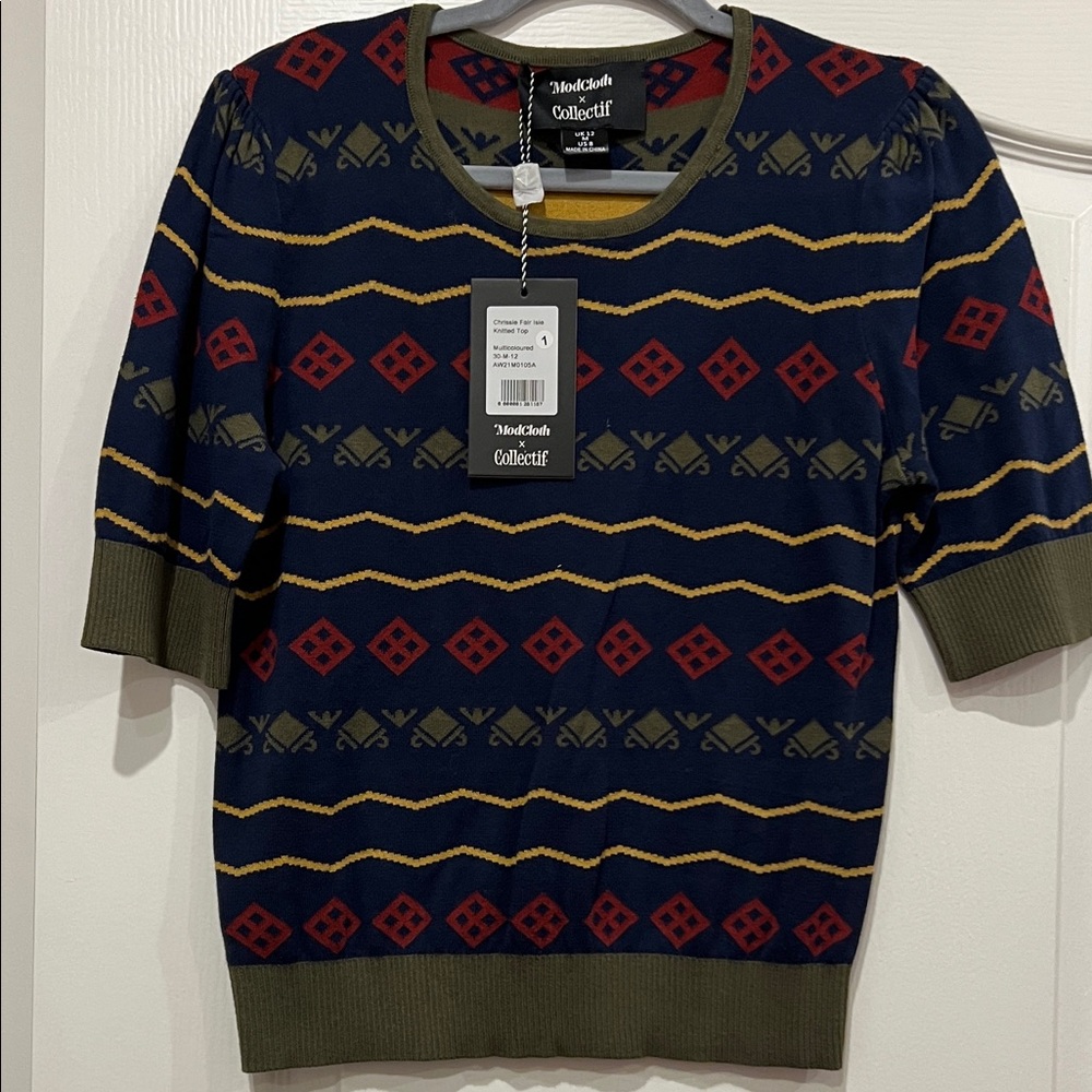 Modcloth x Collectif Sweater with Red and Gold Pattern Size 8 US NWT